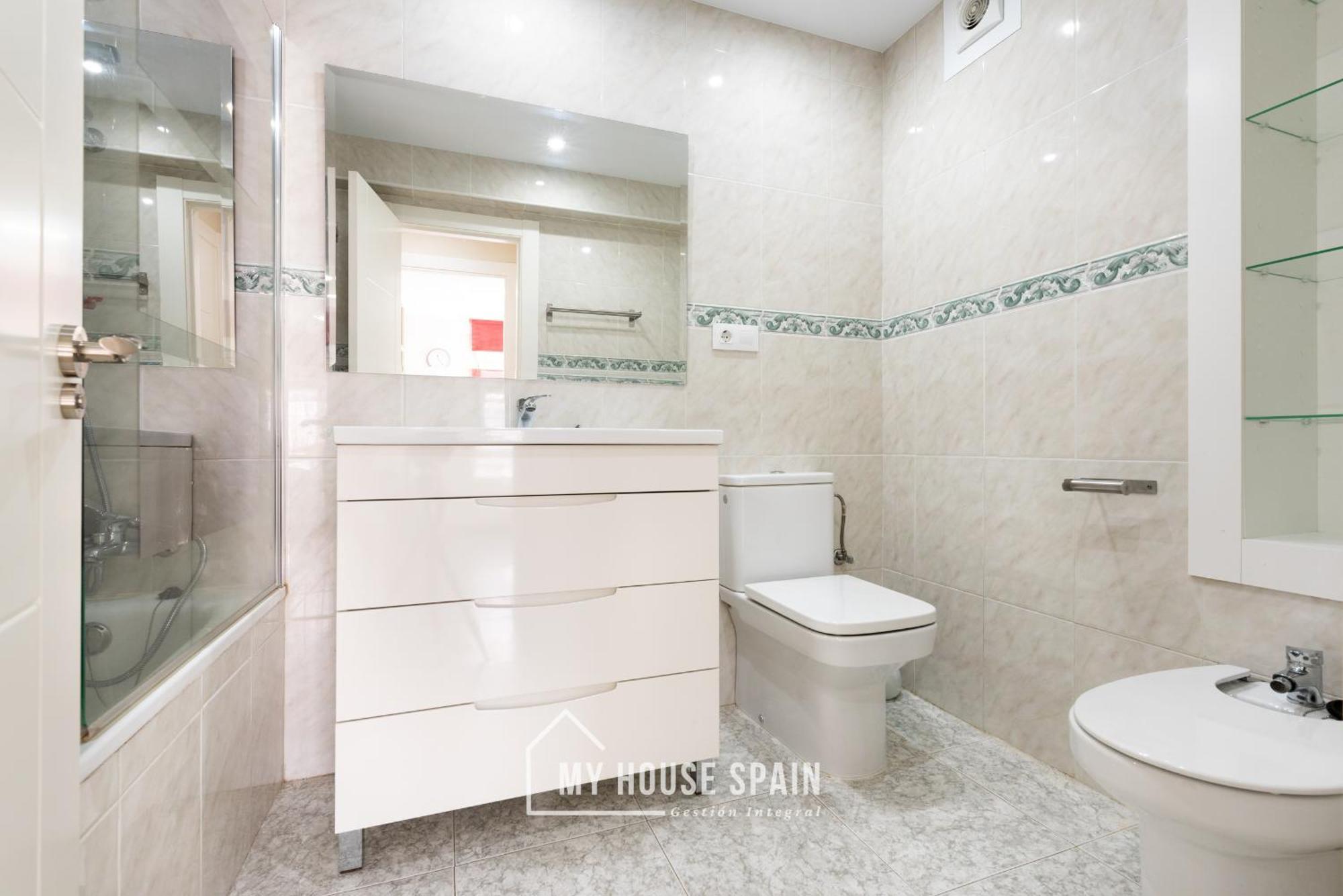 Myhousespain - Radiante Piso Junto A La Playa Gijón Esterno foto